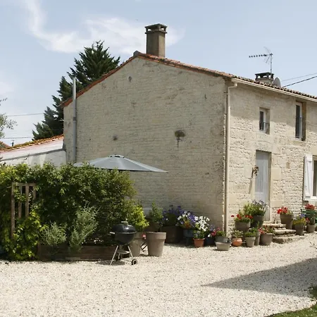 The A Cosy Stone Charentaise